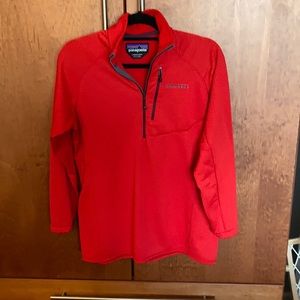 Patagonia waffle fabric quarter zip.